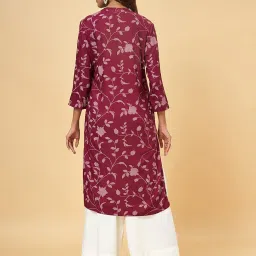 Rangmanch by Pantaloons Maroon Printed Straight Kurta image 2