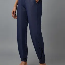 elleven from aurelia Elleven Navy Mid Rise Joggers image 3