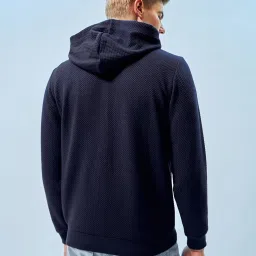 Bewakoof Navy Regular Fit Textured Hooded Sweatshirt image 2