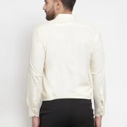 Jainish Yellow Cotton Regular Fit Shirt image 2