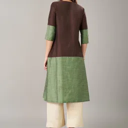 Rangmanch by Pantaloons Brown Polyester Printed 3/4th sleeve Kurti image 2