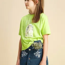 VERO MODA GIRL Lettuce Green Graphic Regular Fit T-Shirt-picture-37