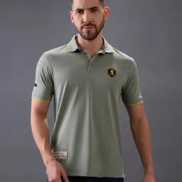 Giordano Olive Cotton Slim Fit Solid T-shirt-picture-16