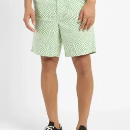 Levi's Green/White Cotton Regular Fit Printed Shorts image 1