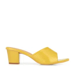 Clog London Women's Yellow Casual Sandals image 2