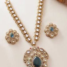 Voylla Gold Kundan Opulence Noor Mahal Kundan Necklace & Earring Set-picture-38