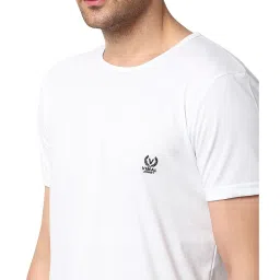 Vimal Jonney White & Grey T-Shirt & Shorts image 4