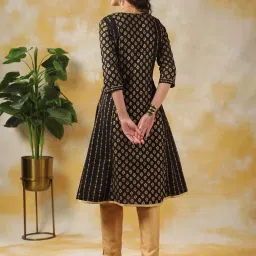 Rangita Black Printed A Line Kurti image 2