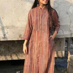 The Indian Ethnic Co Brown Straight Kalamkari Handblock Printed Cotton Kurta image 2