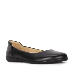 Hush Puppies by Bata Women's Black Flat Ballets image 2