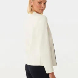 Forever New Cream Regular Fit Blazer image 2
