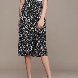 Calvin Klein Jeans Women Black & White Floral Printed Straight Fit Skirt With Split-image-13
