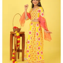 ISHTI Cotton Woven Three Fourth Sleeves Floral Printed Gota Lace Embellished Lehenga Choli With Dupatta Set - Yellow image 5