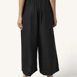 Akkriti by Pantaloons Black Mid Rise Culottes image 2