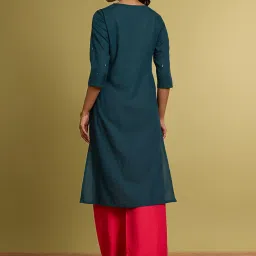 Taneira Dark Green Regular fit Viscose Cotton Kurthas image 2