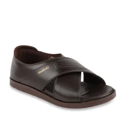 MediFeet Men's Brown Cross Strap Sandals image 2