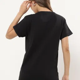 Bewakoof Black Commitment Typography Boyfriend T-shirt image 2