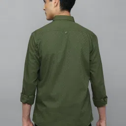 Louis Philippe Sport Green Cotton Slim Fit Self Pattern Shirt image 2
