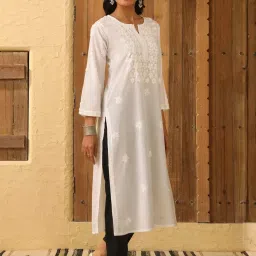 House of Chikankari White Chikankari Cotton Woven Long Kurta image 2