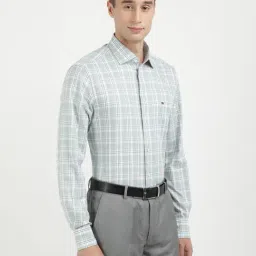 Tommy Hilfiger Green Cotton Regular Fit Checks Shirt image 4