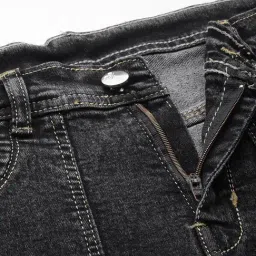 Aarika Black Denim Solid Jeans image 4