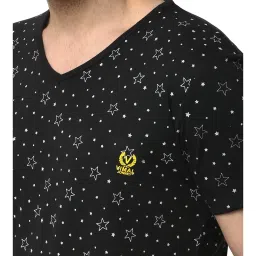 Vimal Jonney Navy & Black Printed T-Shirt & Shorts image 4