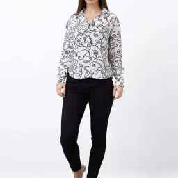 SPYKAR White Print Top image 4