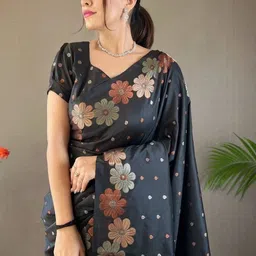 Aaishvyapparels Floral Woven Design Saree with Unstitched Blouse Piece image 2