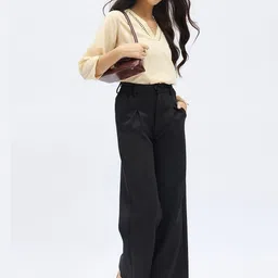 DressBerry Crepe Top image 5