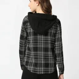 Pepe Jeans Black Viscose Checks Shirt image 2