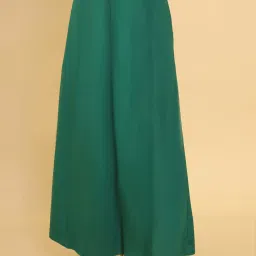 Soch Green Cotton Saree Shapewear image 3