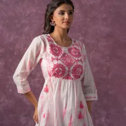 Juniper Pink Cotton Tunic with Thread & Mirror Work image 3