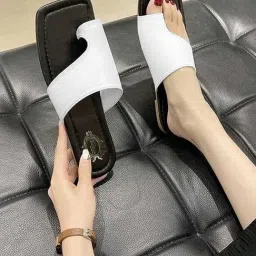 Shoetopia Women's White Toe Ring Sandals-picture-47