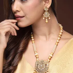 ADIVA 22K Gold-Plated Kundan Studded Beaded Pearl Glossy Graceful Traditional Jewellery Set-image-13