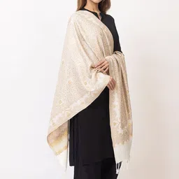 PASHGIRI Women Floral Embroidered Shawl image 2