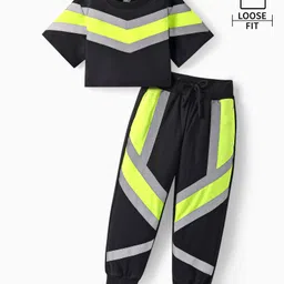 Ollington St. Cotton Knit Half SleevesTop & Joggers Set with Cut & Sew Design - Black-picture-20