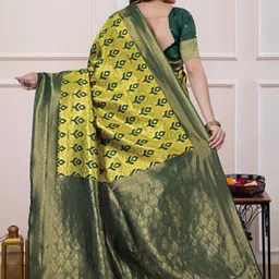 Vidula Fashion Ethnic Motifs Zari Banarasi Saree With Unstitched Blouse Piece image 3