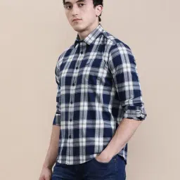 Crocodile Navy Blue Cotton Checked Regular Fit Shirt image 4