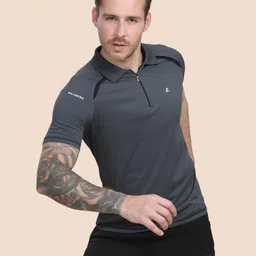 Z Zagros Men Colourblocked Polo Collar Pockets T-shirt-picture-22
