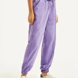 Levi's Purple Mid Rise Relaxed Fit Joggers image 3