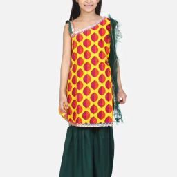 LilPicks Kids Yellow & Green Cotton Printed Suit Set-picture-18