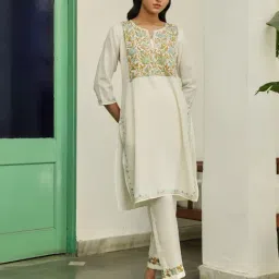 House Of Chikankari Cream Cotton Straight Fit Aari Kurta Set-image-8