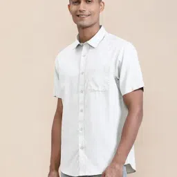 Crocodile Off White Cotton Solid Regular Fit Shirt image 4