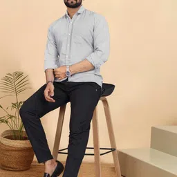 Metronaut Men Classic Fit Solid Spread Collar Cotton Formal Shirt image 5