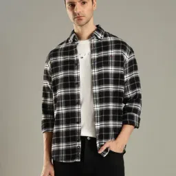 Tommy Hilfiger Black Cotton Regular Fit Checks Shirt image 5