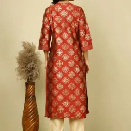 Jaipur Kurti Red Printed Straight Kurta image 2