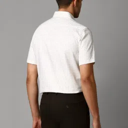 Louis Philippe White Regular Fit Checks Shirt image 2