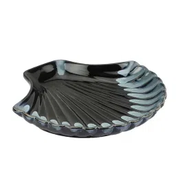 VarEesha Leher Blue Ceramic Large Sea Shell-Shaped Serving Platter image 2