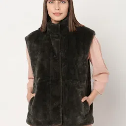 Vero Moda Green Regular Fit Waistcoat image 2