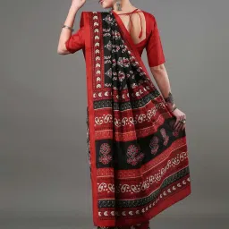 Saree Mall Black & Red Printed Saree With Unstitched Blouse image 2